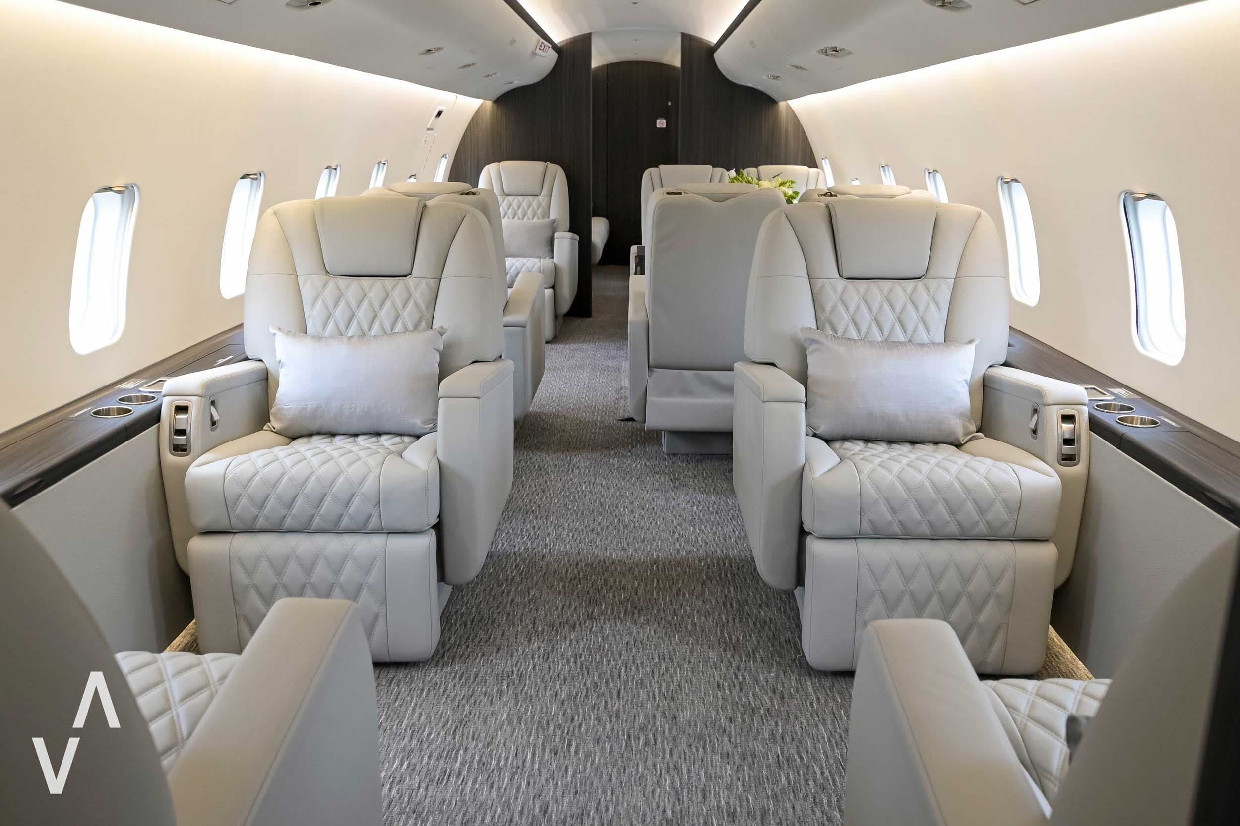 Bombardier Challenger 850